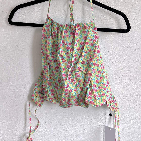 Lovers + Friends Kian Crop Top in Millie Floral Multi - Picture 5 of 6